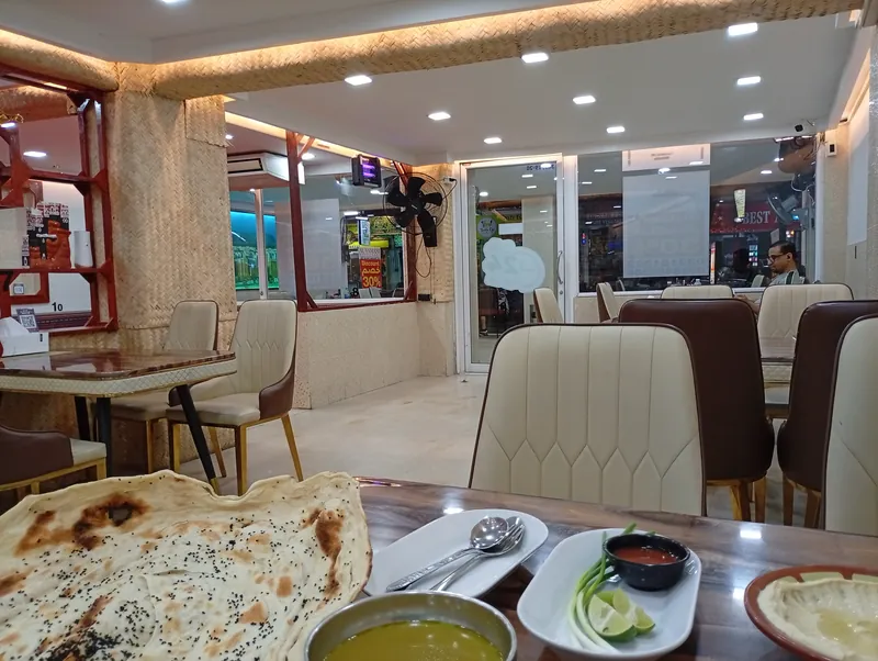 AL-YAMANI RESTAURANT PATTAYA المطعم اليمني بتايا в Паттайе — фото 4