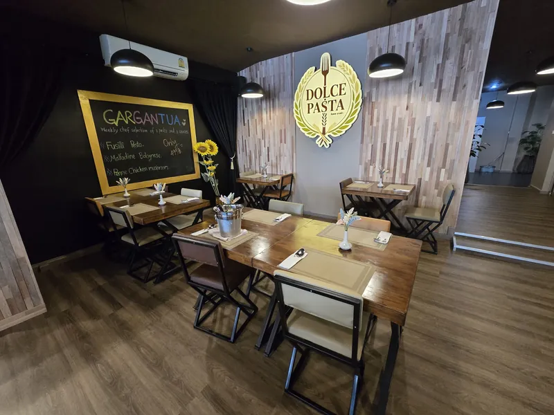 Dolce Pasta Restaurant в Паттайе — фото 18