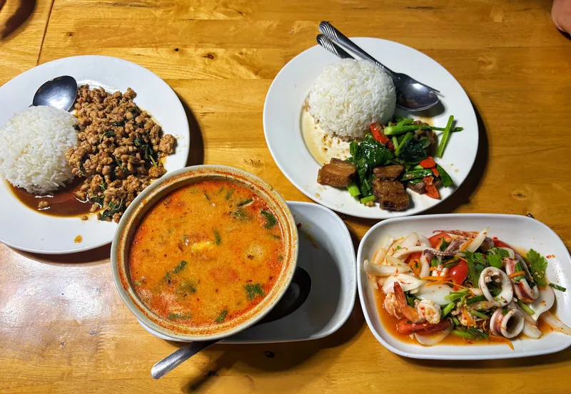 Honey Bee Thai Restaurant @ Pattaya в Паттайе — фото 5