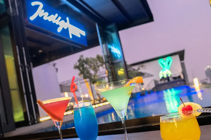 Indigo Rooftop Bar Pattaya в Паттайе — фото 14