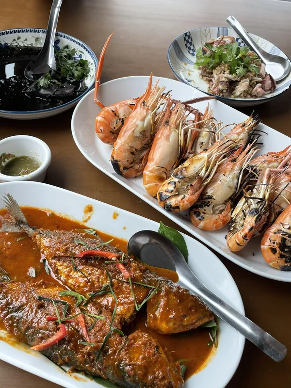 Khun Mae Seafood Kitchen Pattaya в Паттайе — фото 4