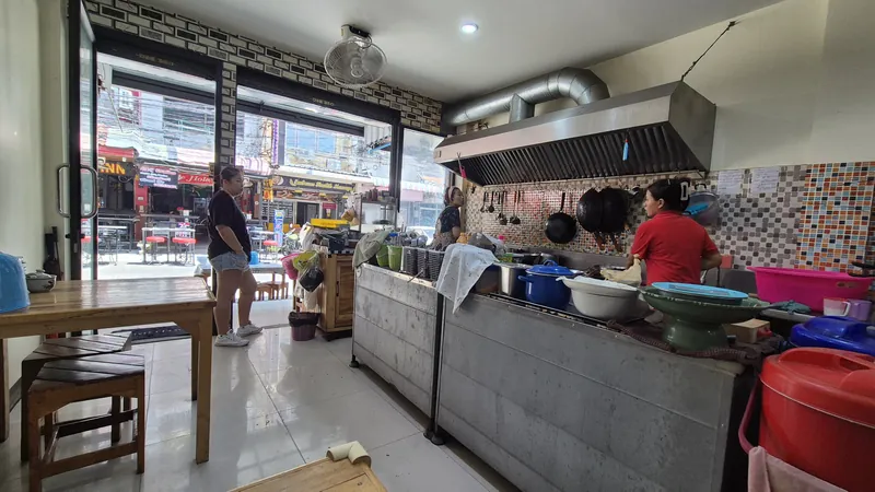 Local Thai Restaurant в Паттайе — фото 10