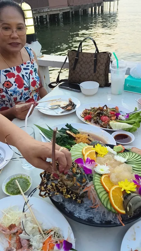 Madam Hoi Fresh Seafood в Паттайе — фото 8
