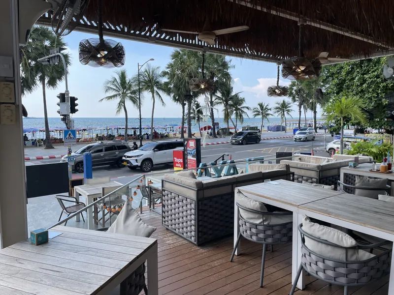 Playa Bistro & Lounge в Паттайе — фото 4
