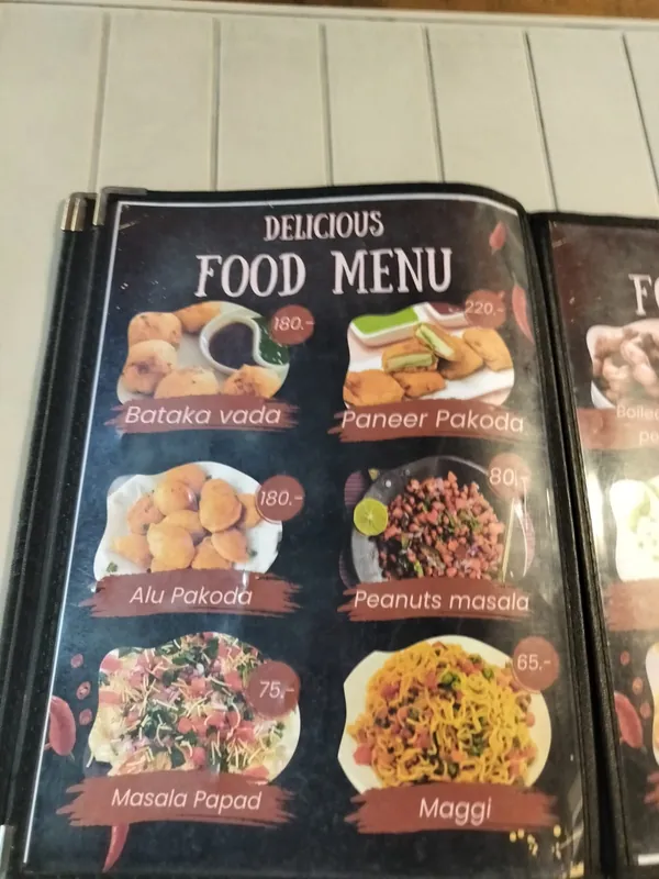 Surti Egg Little Mountain Cafe Pattaya в Паттайе — фото 15