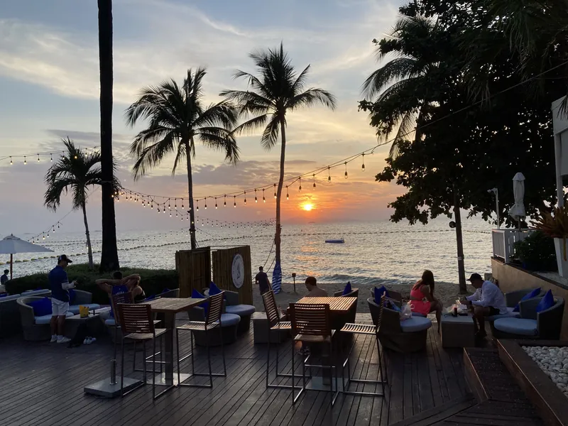 The Beach Club Pattaya в Паттайе — фото 18