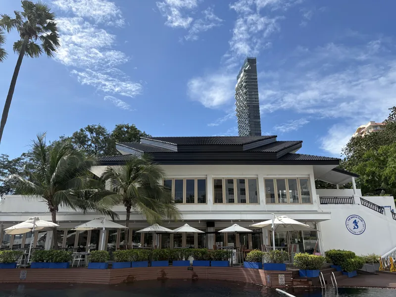 The Beach Club Pattaya в Паттайе — фото 11