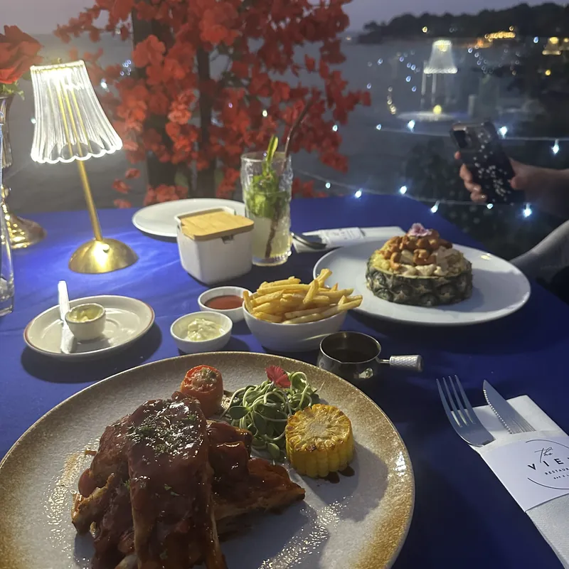 The VIEW Pattaya Restaurant в Паттайе — фото 17