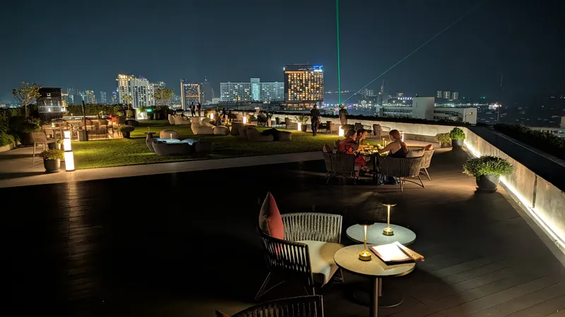 Yítóng Chinese Restaurant & Sky Bar в Паттайе — фото 15